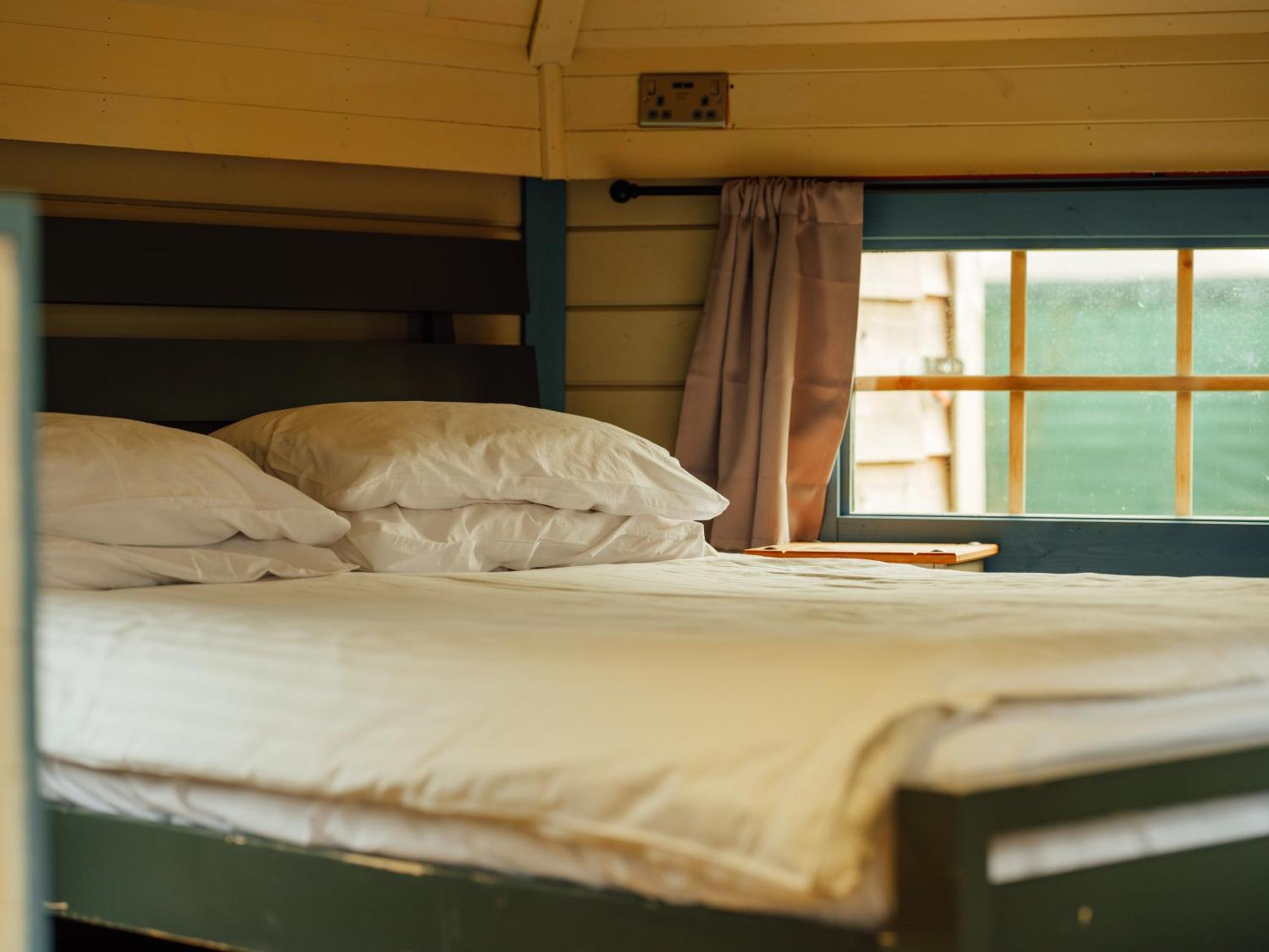 Sunset Retreats The Double Hobbit Villa Worcester Ngoại thất bức ảnh